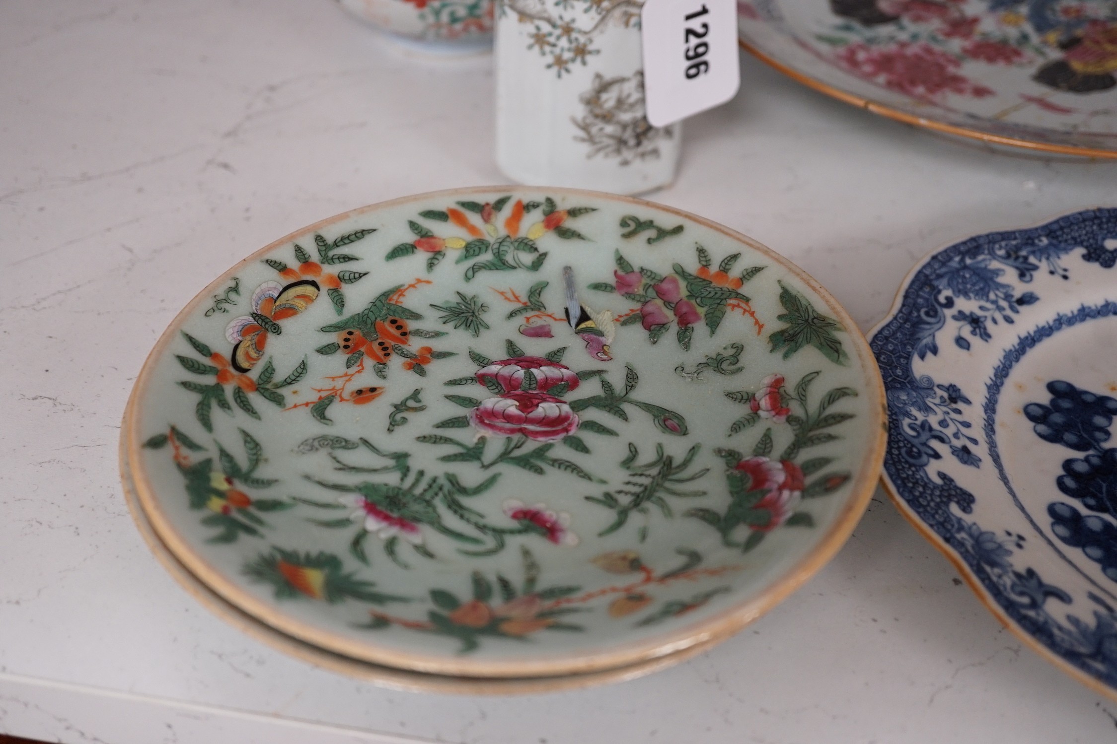 A Chinese famille rose plate, pair of celadon dishes, tea canister, etc. (6), largest plate 28.5cms diameter